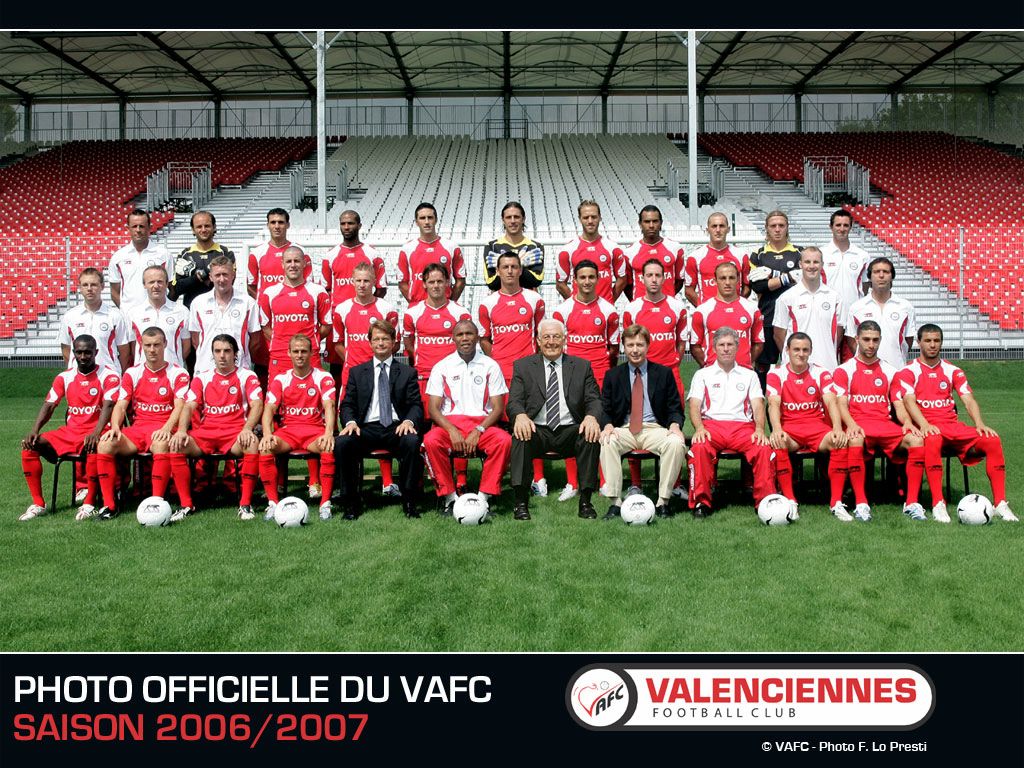 Equipe Officielle 2006/2007 fond ecran Equipe Officielle 2006/2007