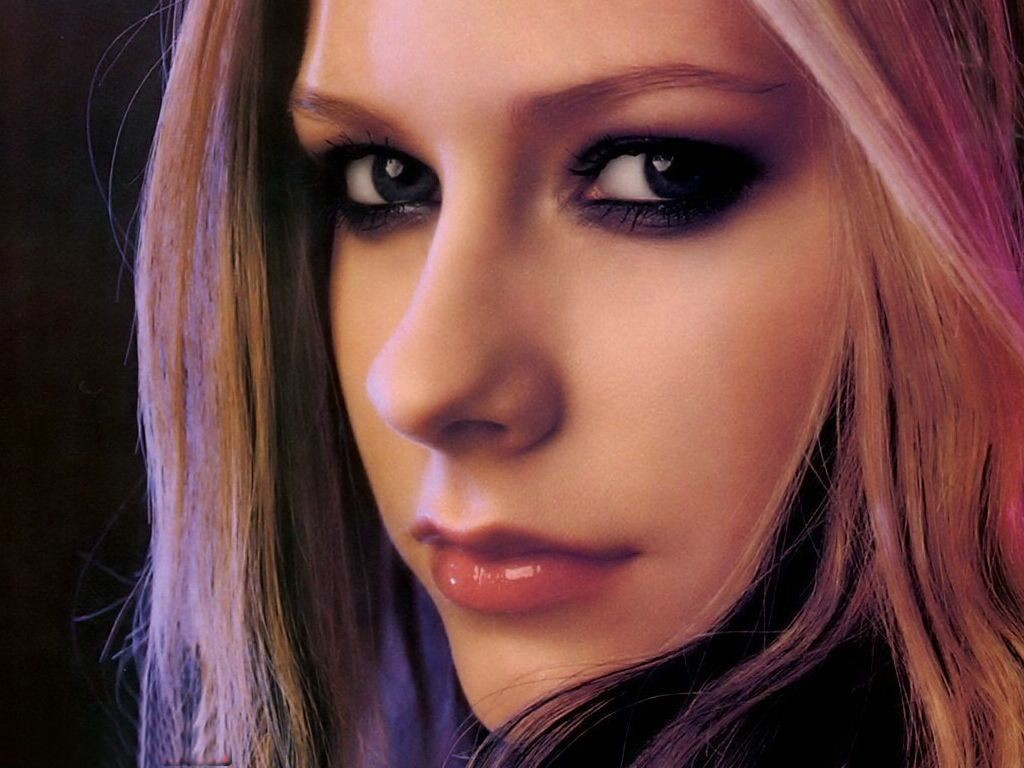 Avril Lavigne fond ecran Avril Lavigne