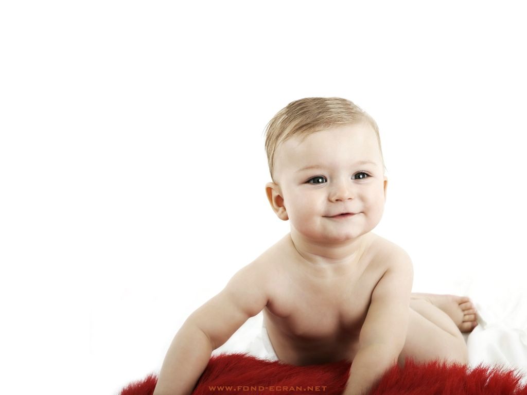 Bébé sourit fond ecran Bébé sourit