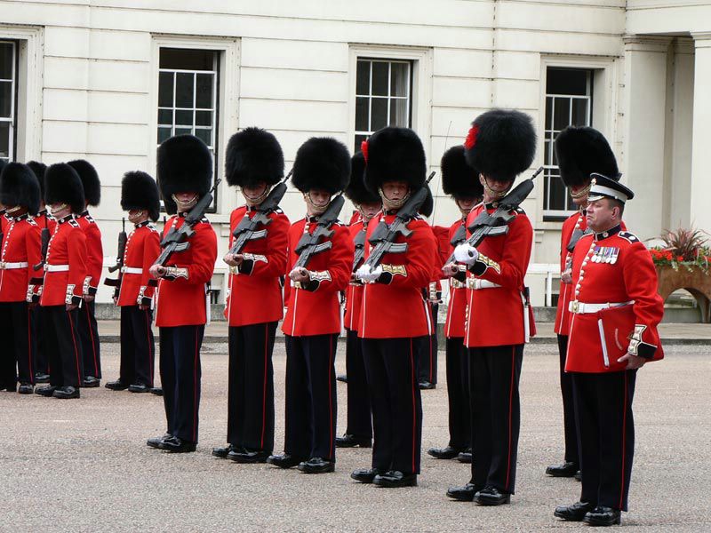 buckingham palace guards fond ecran buckingham palace guards