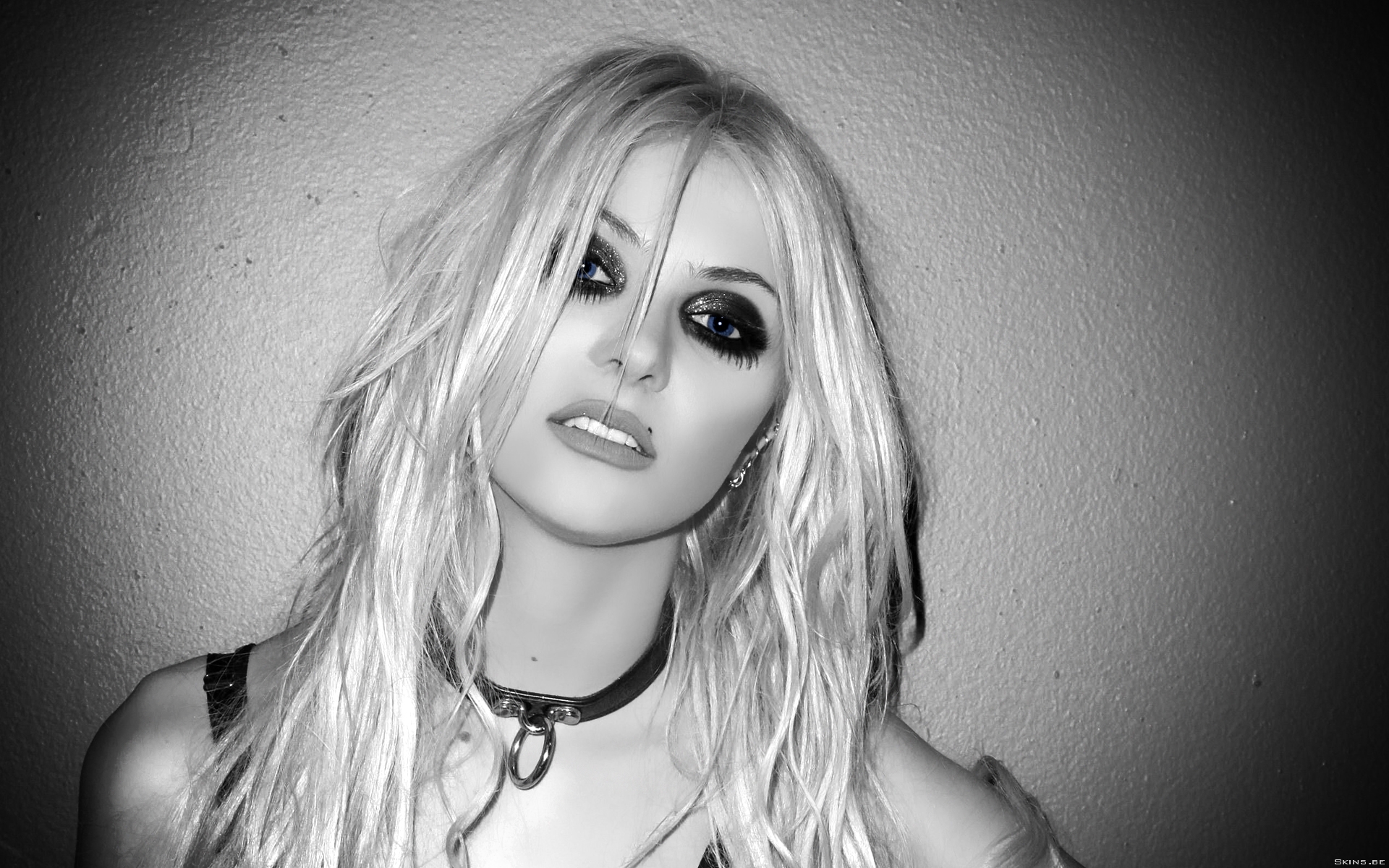 Taylor Momsen fond ecran Taylor Momsen