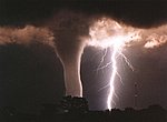 fond ecran  eclair et tornade